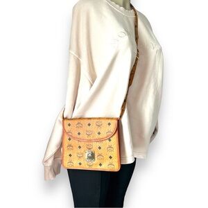 Mcm small cute crossbody /clutch visetos bag